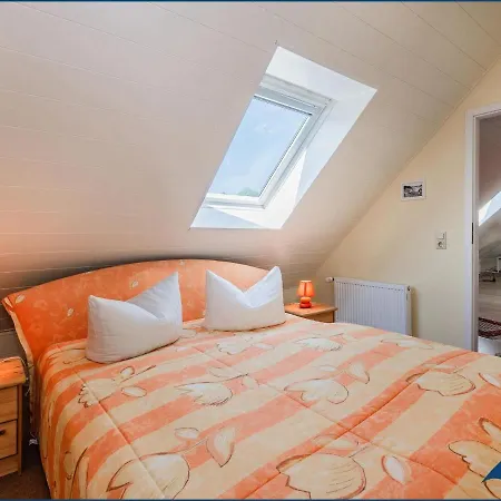 Ferienwohnung Schlossblick Am Haff 아파트 *