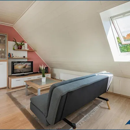 아파트 Ferienwohnung Schlossblick Am Haff 스톨페