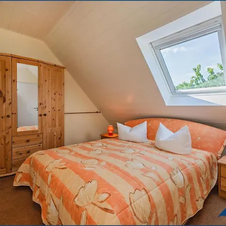 Ferienwohnung Schlossblick Am Haff 아파트 스톨페