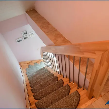 아파트 Ferienwohnung Schlossblick Am Haff 스톨페